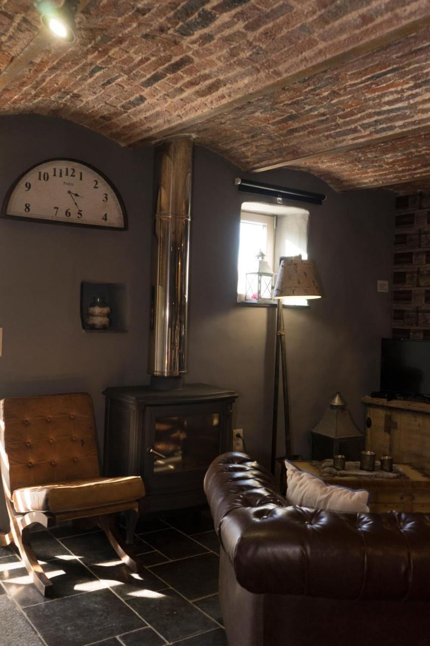 Gite De Corbion Loft1 Ciney Exteriér fotografie